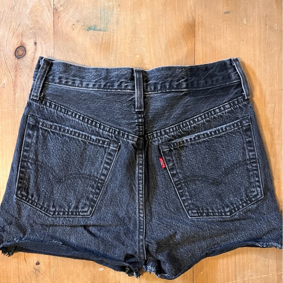 Levi’s black denim shorts - Picture 2 of 3